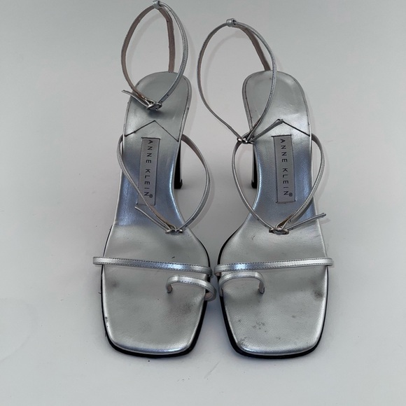 Anne Klein Silver Strappy Heeled Sandals Size 8 - Picture 3 of 5